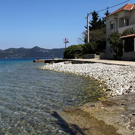 Veli Iz, Iz - 6253 Apartamento Mali Iž