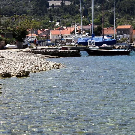 Veli Iz, Iz - 6253 Apartamento Mali Iž